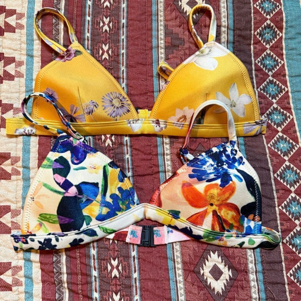 Triangl swimwear set of 2 bikini tops size small